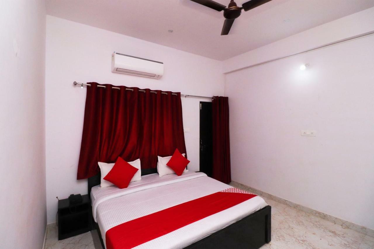Oyo 39774 Hotel Kanishka Residency Jabalpur Exteriör bild