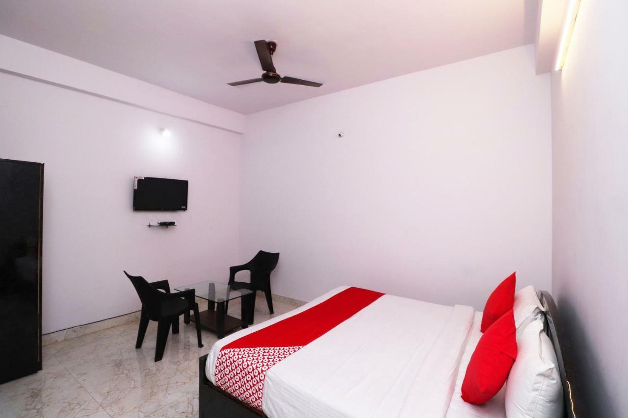 Oyo 39774 Hotel Kanishka Residency Jabalpur Exteriör bild