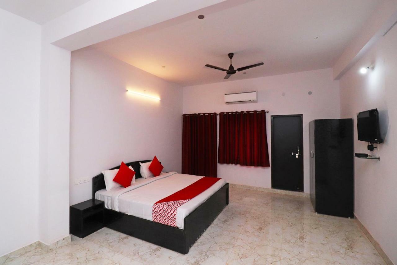 Oyo 39774 Hotel Kanishka Residency Jabalpur Exteriör bild